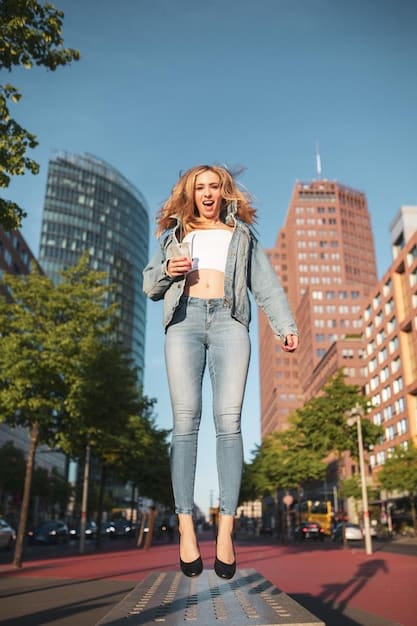 Guide Ultime des Coupes de Jeans Tendances en 2025 pour Votre Silhouette