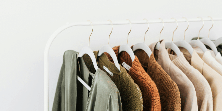Comparatif 2026 : Les 4 collections capsule SHEIN les plus stylées sous la loupe de nos experts mode.